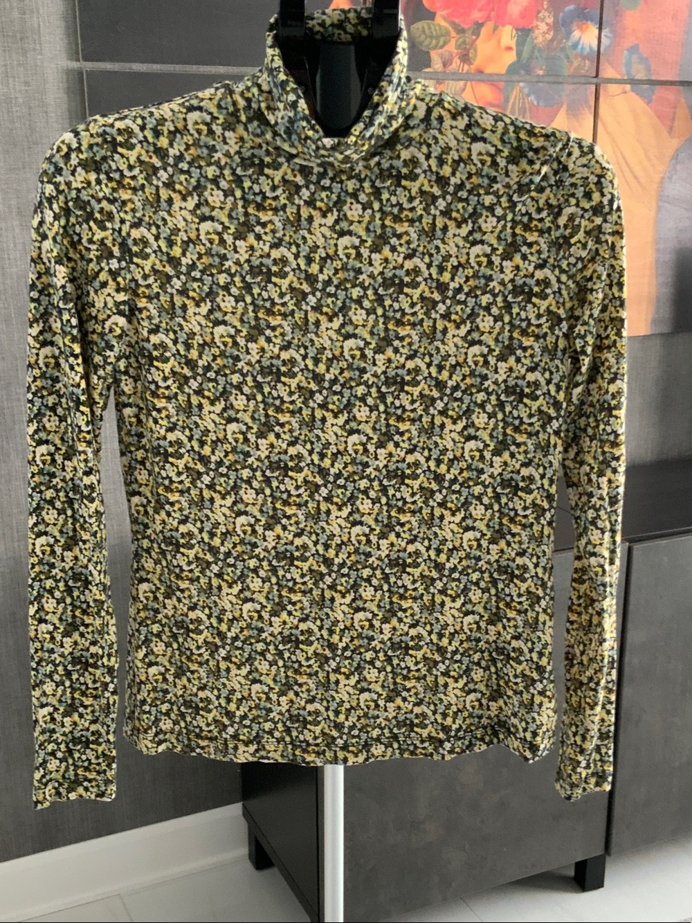 Philosophy Green Floral Mock Neck Top with Yellow and Cream Accents S